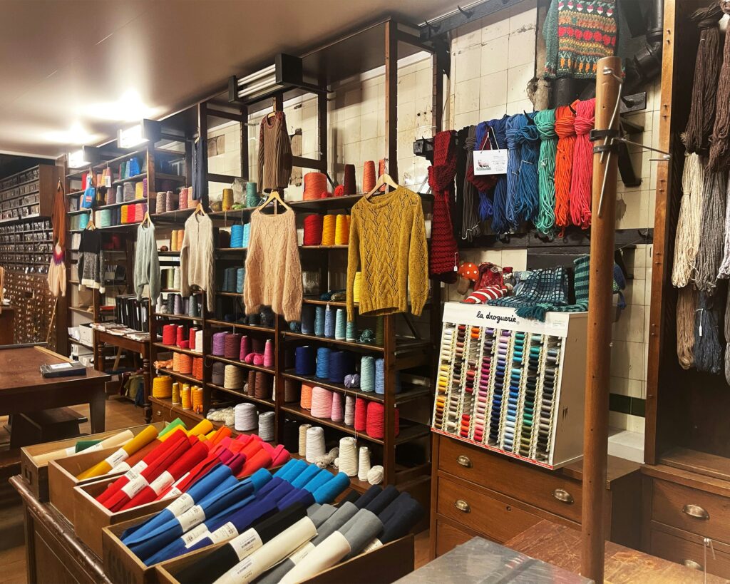 violet bianco pqfqugbyjp4 unsplash